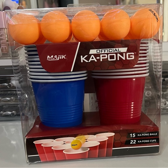 Plastic Cup Pong - Picture 1 of 2